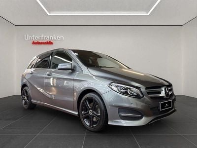 Grau Gebraucht 2018 Mercedes B200 Urban Van / Kleinbus | 11.980 € (Guter Preis)