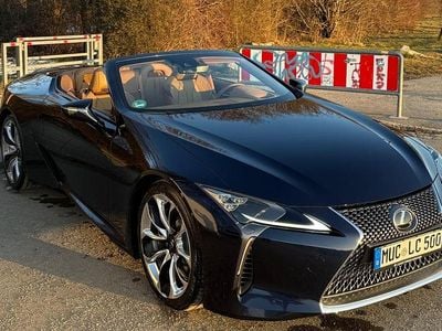 Gebraucht Lexus LC 500 464 PS (341 kW) 2021 Blau Cabrio