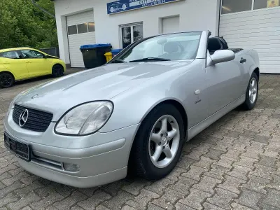 Gebraucht Mercedes SLK200 Edition 136 PS (100 kW) 1999 Silber Cabrio