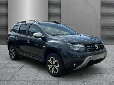 Gebraucht Dacia Duster Prestige 101 PS (74 kW) 2022 Grau metallic SUV