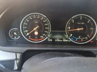 Gebraucht BMW X5 258 PS (189 kW) 2015 Grau SUV