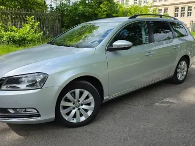 Gebraucht VW Passat 140 PS (102 kW) 2012 Silber Kombi
