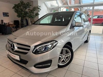 Gebraucht Mercedes B180 Style 122 PS (89 kW) 2018 Silber Van / Kleinbus