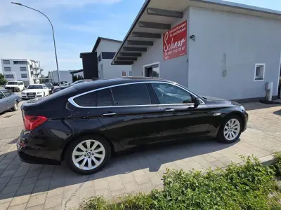 Gebraucht BMW 530 245 PS (180 kW) 2011 Schwarz Limousine