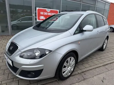 Gebraucht Seat Altea XL Stylance 140 PS (102 kW) 2009 Silber Van / Kleinbus