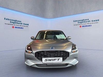Neu Suzuki Swift Comfort+ 82 PS (60 kW) 2026 Silber Kleinwagen