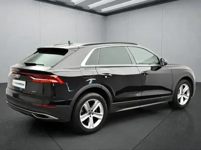 Gebraucht Audi Q8 340 PS (250 kW) 2022 Schwarz SUV