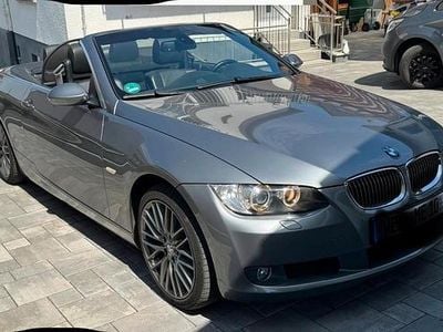 Gebraucht BMW 330 Cabriolet Sport Line 272 PS (200 kW) 2007 Grau Cabrio