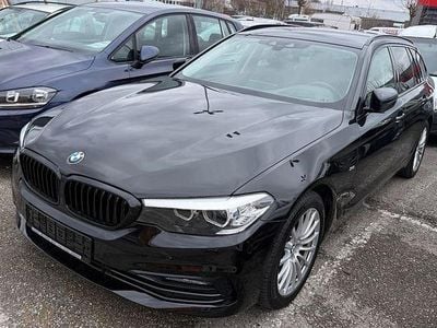 Gebraucht BMW 520 Sport Line 190 PS (139 kW) 2017 Schwarz ii/bonnet fluid black Kombi