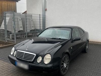 Mercedes CLK320