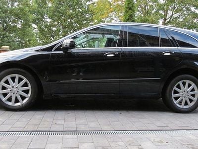 Mercedes R350