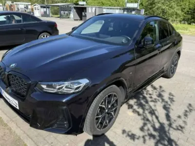 Gebraucht BMW X4 Shadowline 190 PS (139 kW) 2023 Schwarz SUV
