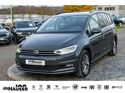 Gebraucht VW Touran Comfortline 150 PS (110 kW) 2025 Grau Van / Kleinbus