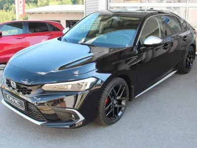 Käytetty Honda Civic Advance 184 HP (135 kW) 2022 Musta Sedan