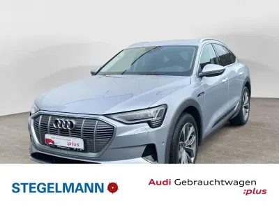 Gebraucht Audi e-tron Sportback Ambiente 300 kW (408 PS) 2021 Florettsilber metallic SUV