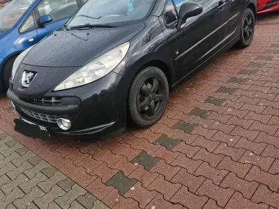 Gebraucht Peugeot 207 CC 120 PS (88 kW) 2009 Cabrio