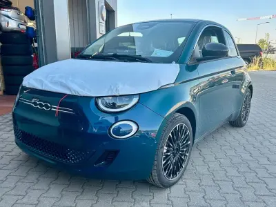Neu Fiat 500e Icon 86 kW (118 PS) 2026 Grün Cabrio
