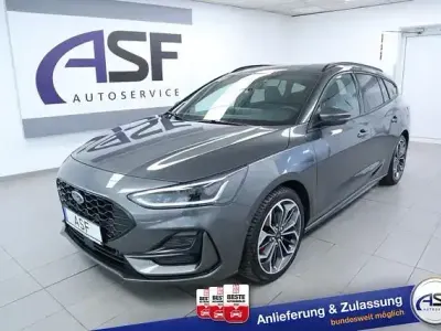 Gebraucht Ford Focus ST-Line X 155 PS (114 kW) 2025 Grau Kombi
