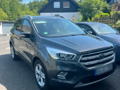 Gebraucht Ford Kuga 150 PS (110 kW) 2017 Grau SUV