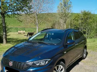 Usata Fiat Tipo Lounge 120 CV (88 kW) 2016 Blu Station wagon