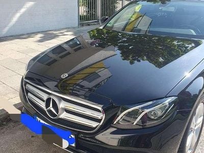 Mercedes E200