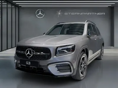 Gebraucht Mercedes GLB200 AMG 163 PS (119 kW) 2025 Grau SUV