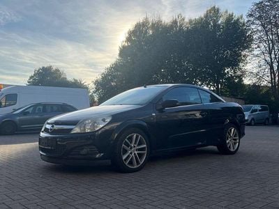 Schwarz Gebraucht 2007 Opel Astra Cabriolet Cabrio | 1.900 € (Guter Preis)