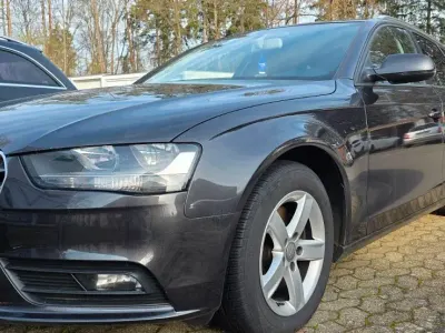 Gebraucht Audi A4 Sport 150 PS (110 kW) 2015 Grau Kombi