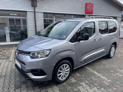 Gebraucht Toyota Proace Verso City 131 PS (96 kW) 2023 Grau Kombi