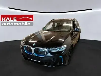 Gebraucht BMW iX3 Shadowline 210 kW (286 PS) 2023 Grau SUV