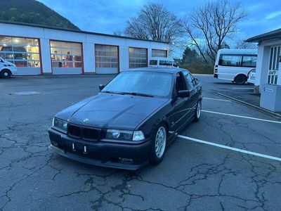 gebraucht BMW 318 e36 i