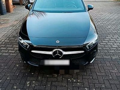 Second-hand Mercedes A250 AMG line 218 CP (160 kW) 2020 Negru Berlinǎ