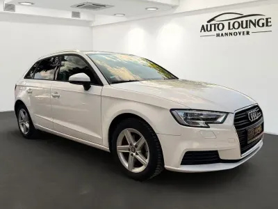 Gebraucht Audi A3 Sport 150 PS (110 kW) 2019 Weiß Limousine