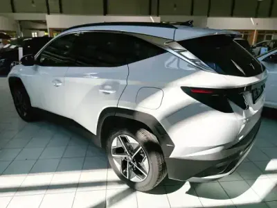 Neu Hyundai Tucson Trend 160 PS (117 kW) 2025 Weiss SUV