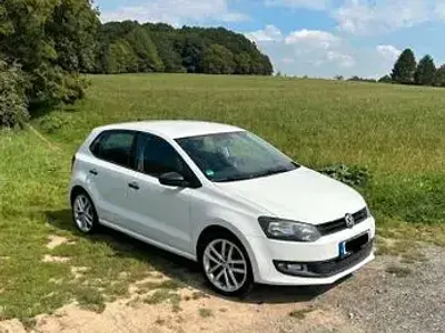 Gebraucht VW Polo Trendline 60 PS (44 kW) 2011 Weiß Kleinwagen