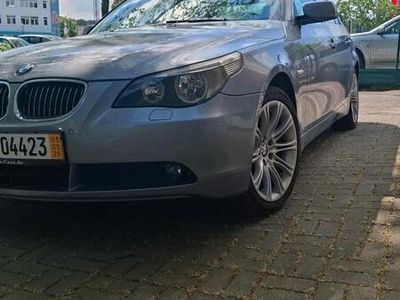BMW 523