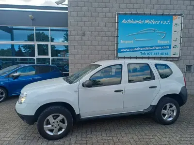 Gebraucht Dacia Duster Essentiel 105 PS (77 kW) 2013 Weiß SUV