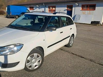 Gebraucht Skoda Fabia 75 PS (55 kW) 2012 Weiß Kombi