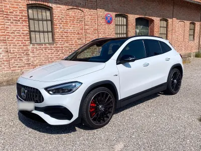 Gebraucht Mercedes GLA35 AMG AMG 306 PS (225 kW) 2023 Weiß SUV