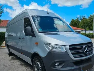 Gebraucht Mercedes Sprinter 163 PS (119 kW) 2020 Silber Van