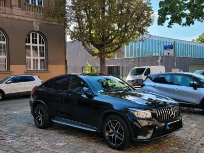 Używany Mercedes GLC250 204 KM (150 kW) 2018 Czarny Coupe