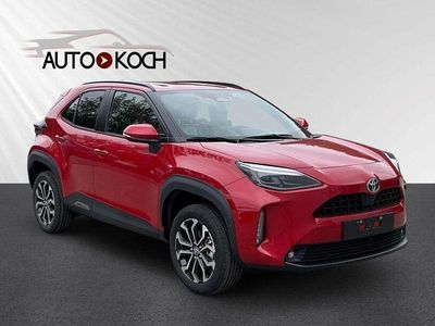 Neu Toyota Yaris Hybrid 131 PS (96 kW) 2025 Rot