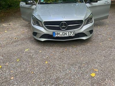 Mercedes CLA200