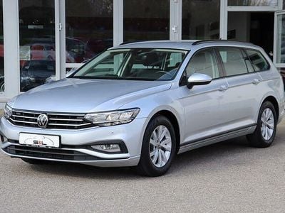 Gebraucht VW Passat Business 150 PS (110 kW) 2021 Reflexsilber metallic Kombi