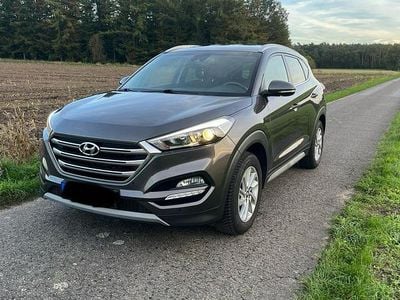 Gebraucht Hyundai Tucson 177 PS (130 kW) 2017 Braun SUV