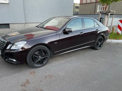 Usata Mercedes E350 Avantgarde 231 CV (169 kW) 2009 Marrone Berlina
