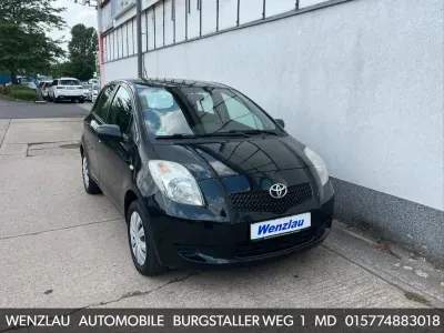 Gebraucht Toyota Yaris 69 PS (50 kW) 2008 Schwarz Kleinwagen