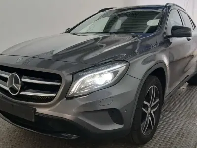 Używany Mercedes GLA220 Urban 177 KM (130 kW) 2017 Szary SUV