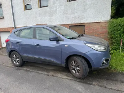 Gebraucht Hyundai ix35 Trend 135 PS (99 kW) 2014 Blau SUV