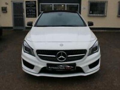 Weiß Gebraucht 2015 Mercedes CLA200 Shooting Brake AMG line Kombi | 19.000 € (Etwas zu teuer)